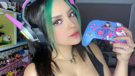 arigameplays hot|arigame.